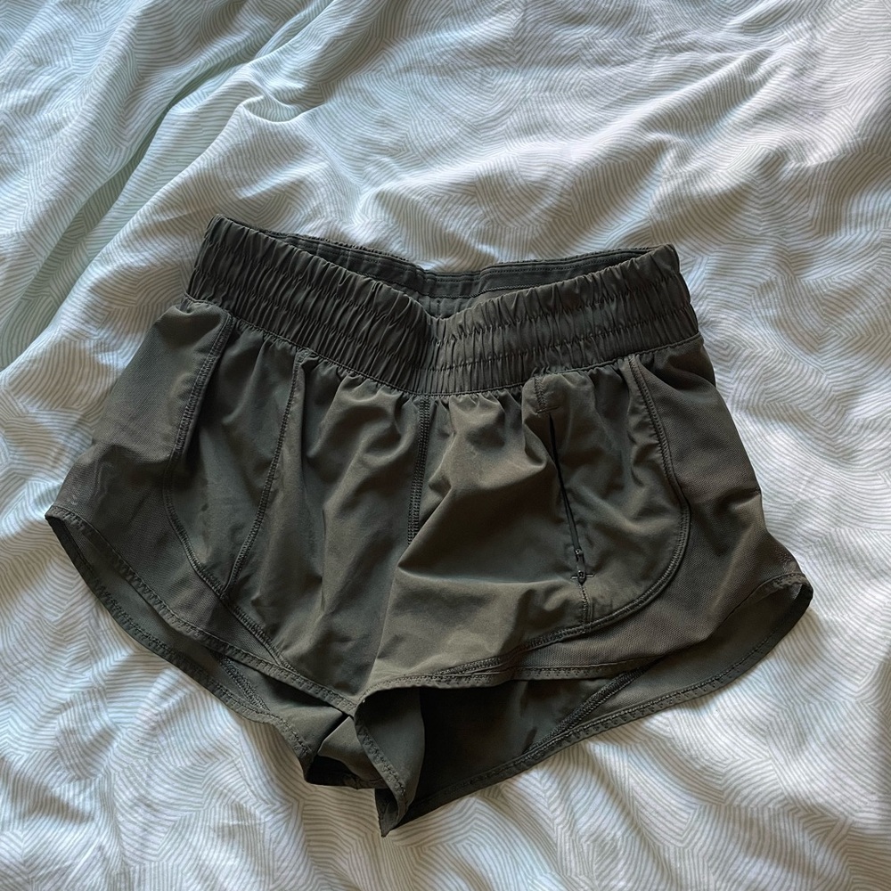 Lululemon hotty hot shorts